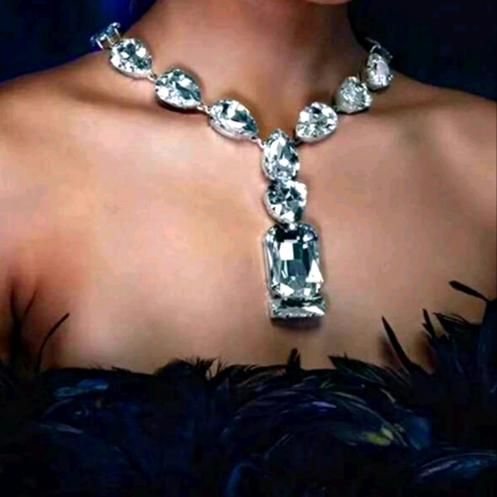 NO WORDS NEEDED BLING BEAUTY